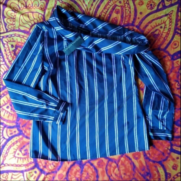 ‼️THRIFT STORE ALERT MAKE OFFER Banana Republic Top Asymmetrical Striped Shirt - Picture 2 of 8